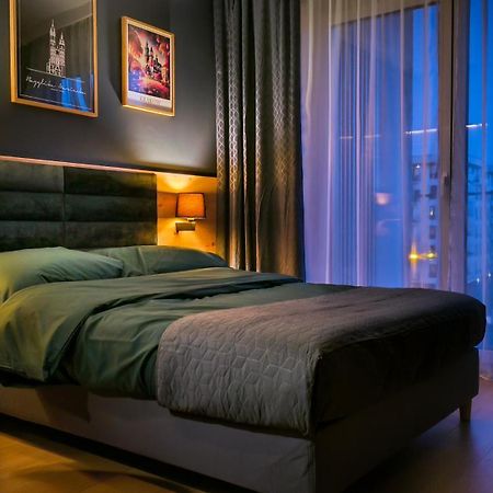 Lema Tauron Arena Two Bedroom Apartment คราคูฟ ภายนอก รูปภาพ