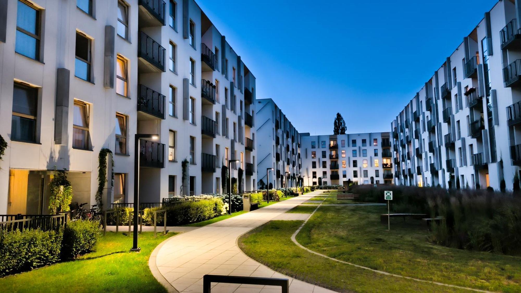 Lema Tauron Arena Two Bedroom Apartment คราคูฟ ภายนอก รูปภาพ